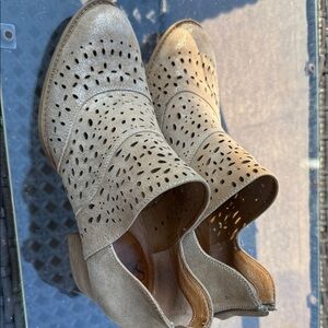 Sofft Beige Perforated Ankle Booties